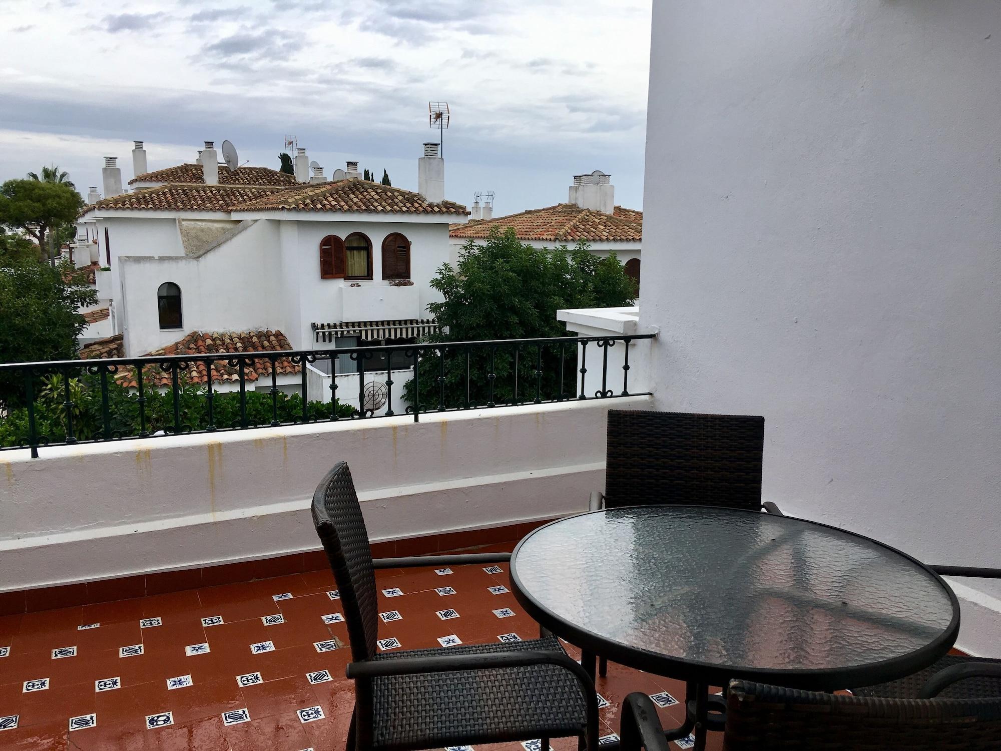 Macdonald Villacana Resort Estepona Bagian luar foto