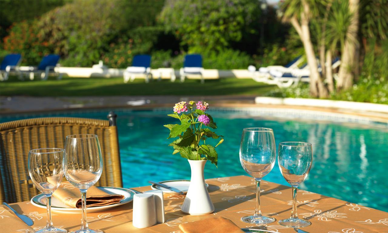 Macdonald Villacana Resort Estepona Bagian luar foto